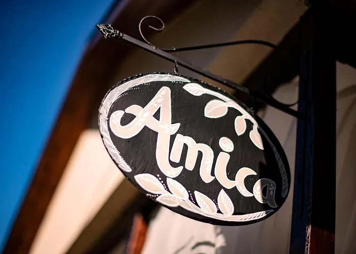 Amica Vendeghaz בית נופש *